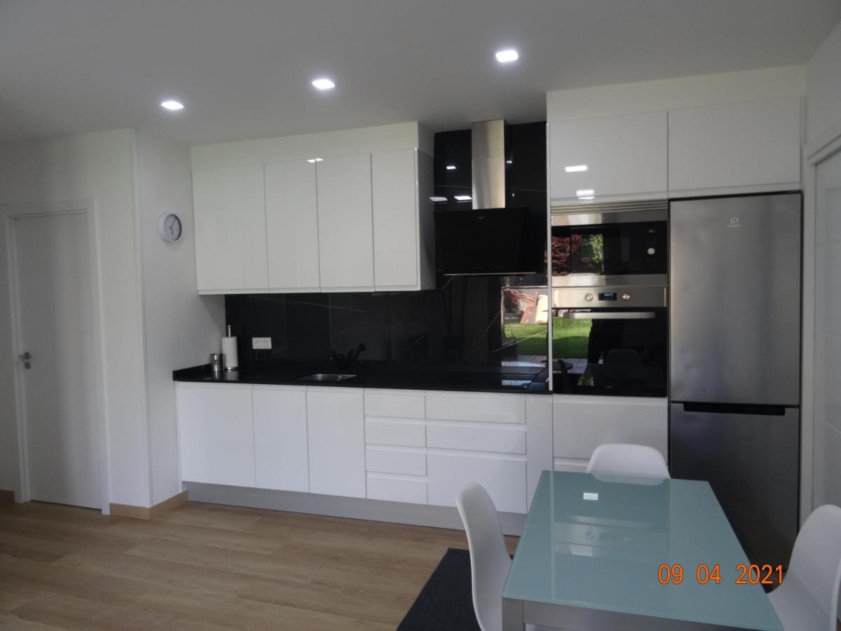 Apartamentos Casa Manolo Pontevedra Bagian luar foto
