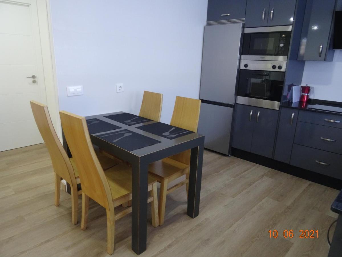 Apartamentos Casa Manolo Pontevedra Bagian luar foto